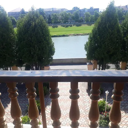 Ametist Hotel *